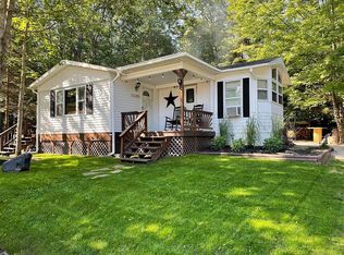 107 Oaks Dr, Houghton Lake, MI 48629