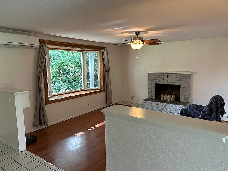 1665 Lorane Hwy — Photo 11