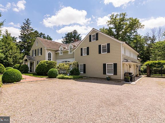 4th image of 38 Pardoe Rd