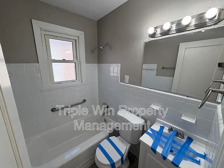 3915 Itaska St — Photo 38