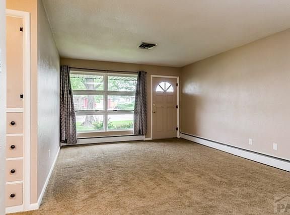 4th image of 55 Amherst Ave