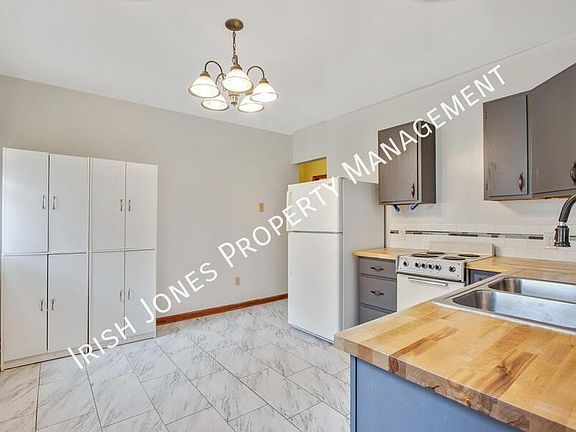 3rd image of 35 South St APT 2