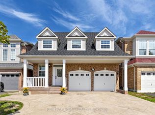 5817 Whitehorn Ave, Mississauga, ON L5V 2W6