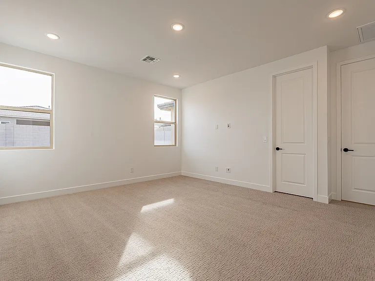 21411 W Meadowbrook Ave — Photo 24