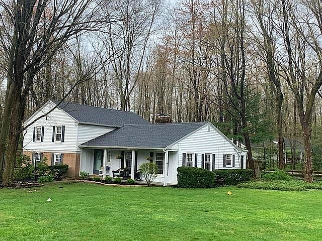 1st image of 12 Forest Dr