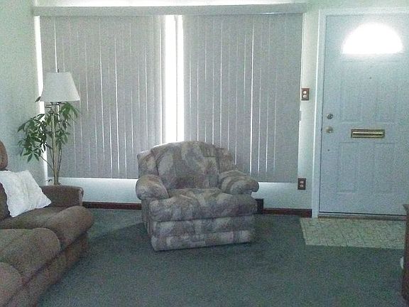 4th image of 28349 Bohn St