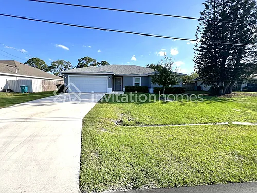 926 SW Provincetown Ln Photo 1