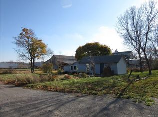 7475 Shawnee Rd, North Tonawanda, NY 14120