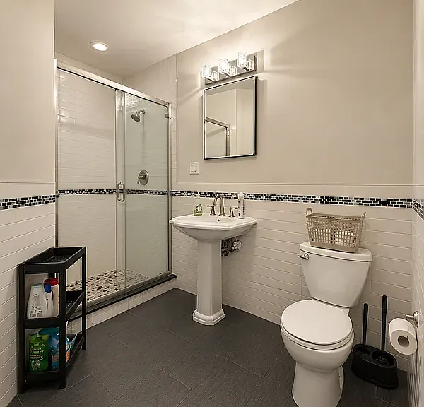 570 Putnam Ave #B — Photo 7