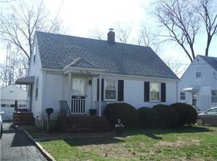 120 Kimball St, Iselin, NJ 08830