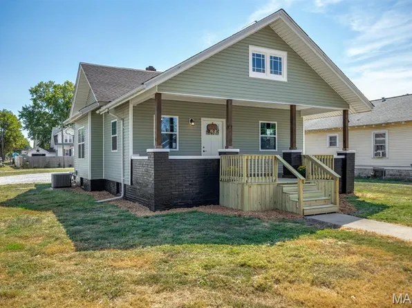 118 Park Ave, Gillespie, IL 62033