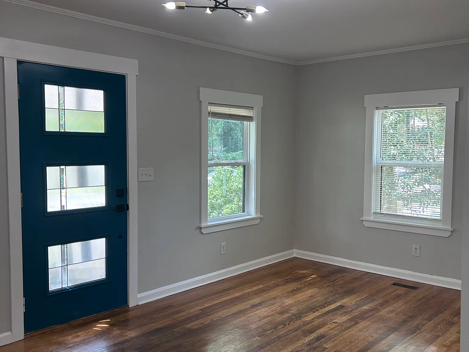 2 bed, 725 sqft, $1,600 — Photo 4