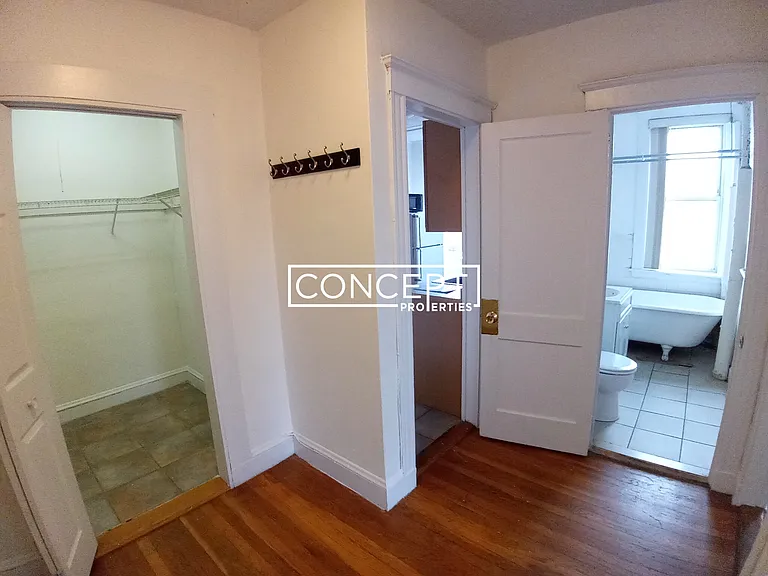 5 Barrows St #5A — Photo 11