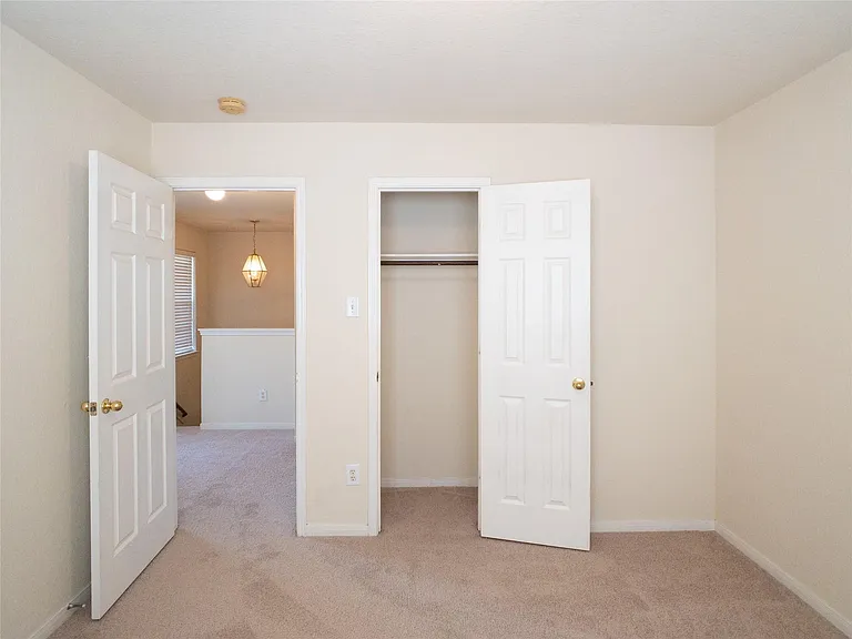 21843 Grassy Hill Ln — Photo 33