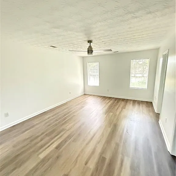 970 Harbins View Dr — Photo 14