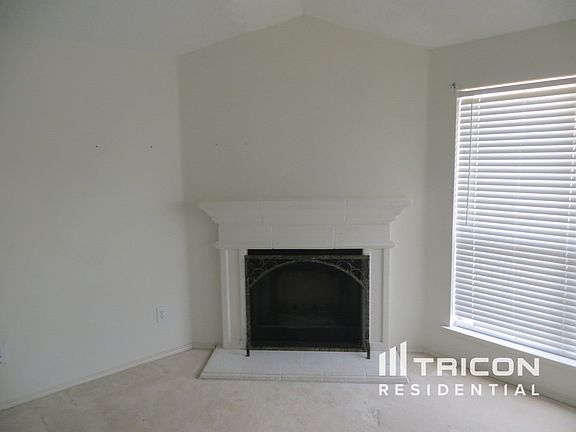 3rd image of 10212 Eureka Springs Ct