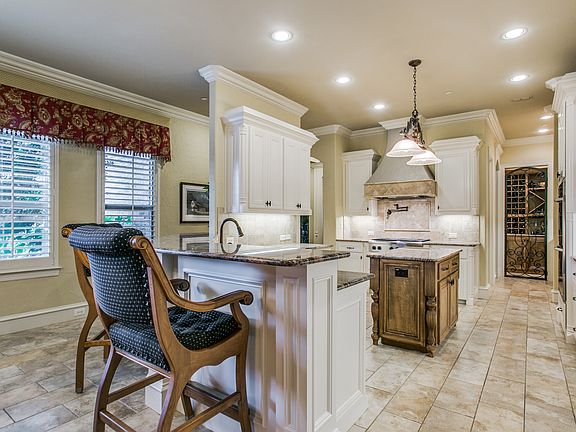 2nd image of 7704 Masters Ct