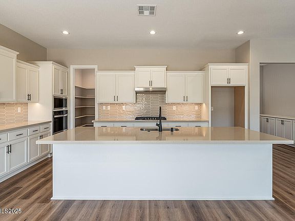 4th image of 186 Commodore Dr Lot 375