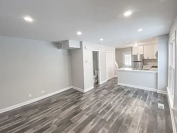 2nd image of 2605 Wingate Ct