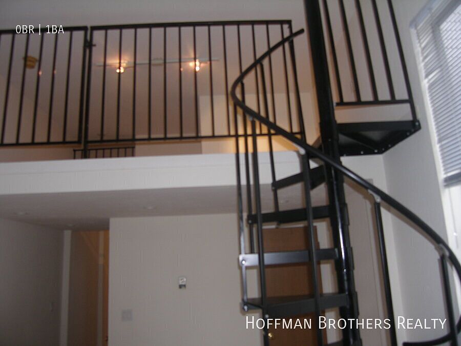 2nd image of 1117 Geary Blvd APT 310