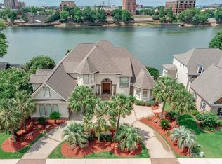 308 E Shoreline Dr, North Augusta, SC 29841