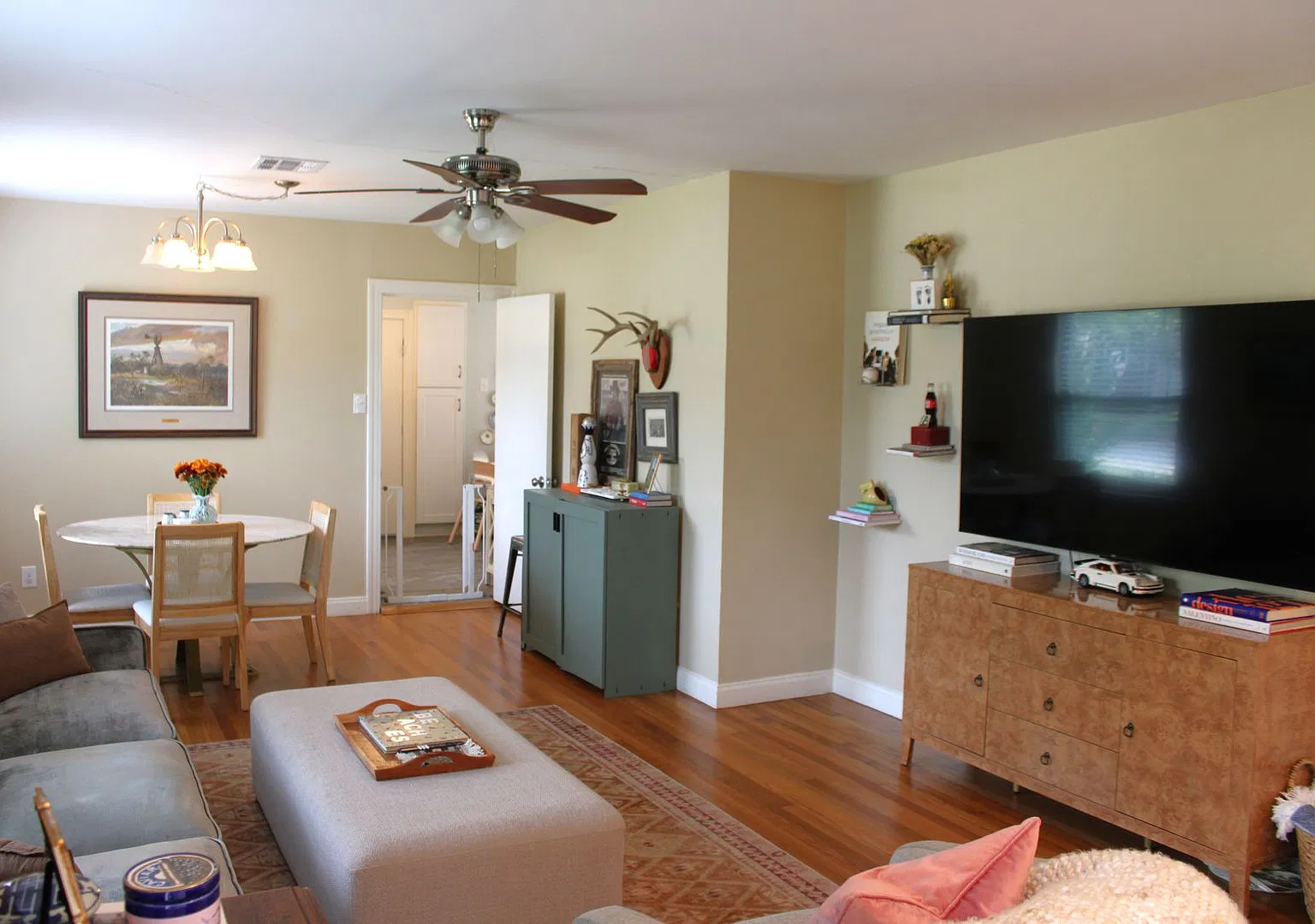 5703 Woodview Ave, Austin, Texas 78756 — Photo 2