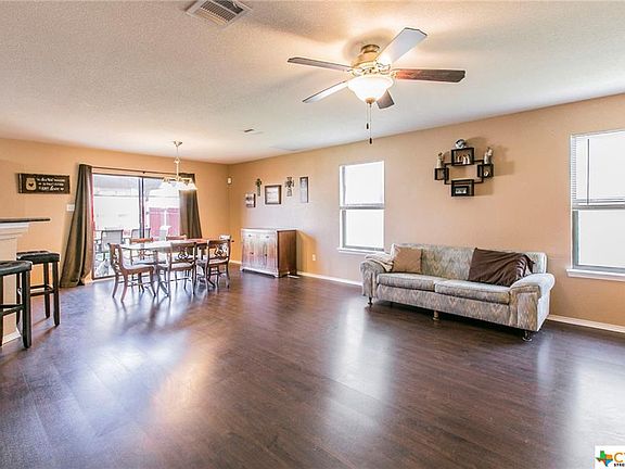 4th image of 9142 Sage Loop Ct