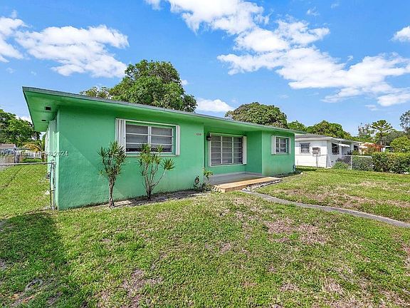 2nd image of 1030 NW 129th St