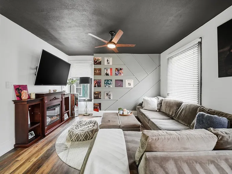 697 Orchard Ave #1 — Photo 1