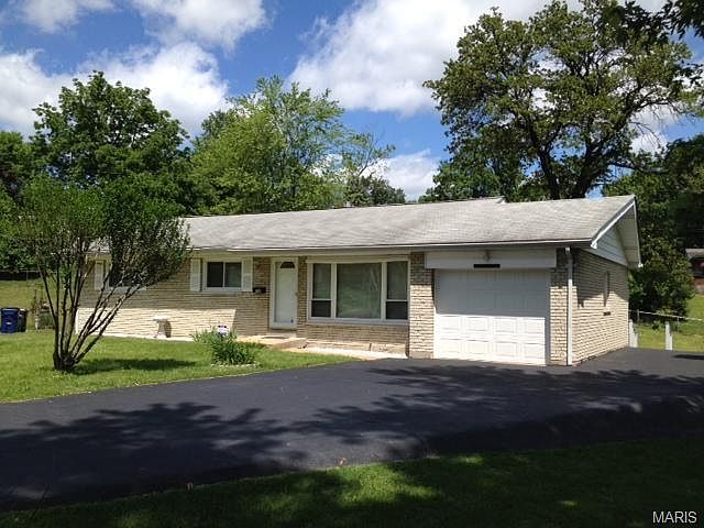 1st image of 720 Palace Ct