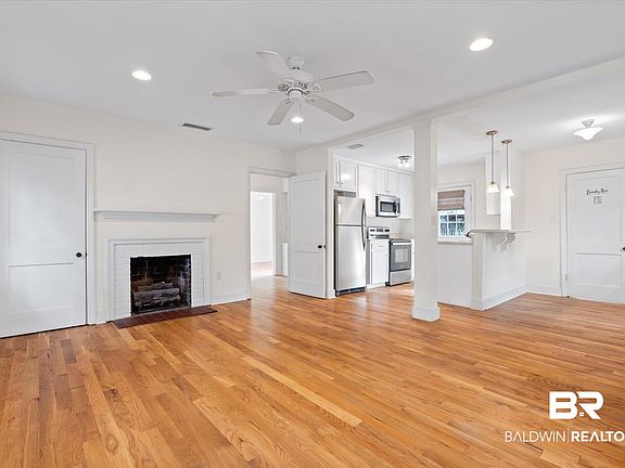 2nd image of 5113 Norton Ln