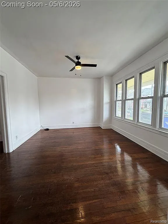 3 bed, 1.0 bath, 2380 sqft, $2,200 — Photo 3