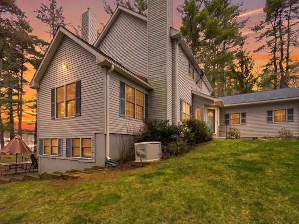 37 Thompson Pond Rd, Spencer, MA 01562