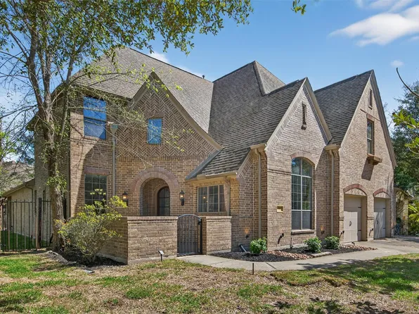 10 Almondell Ct, Magnolia, TX 77354