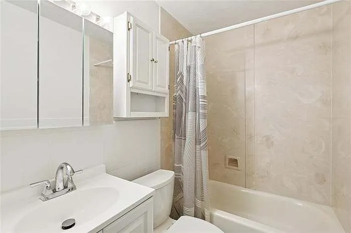 2524 Mississippi Ave — Photo 8