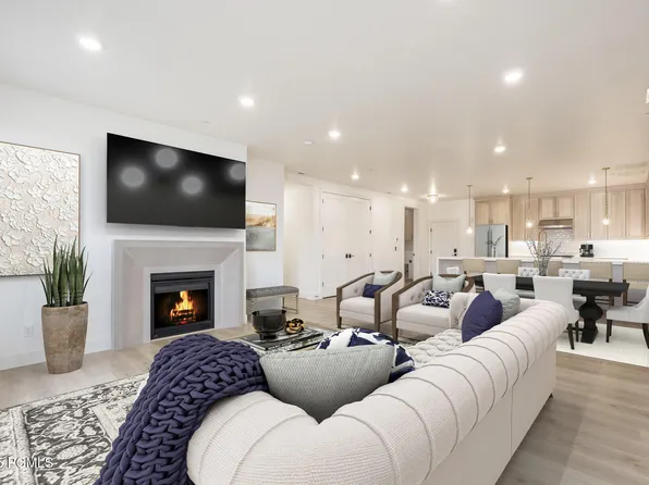 2250 E Murray Holladay Rd #205, Holladay, UT 84117