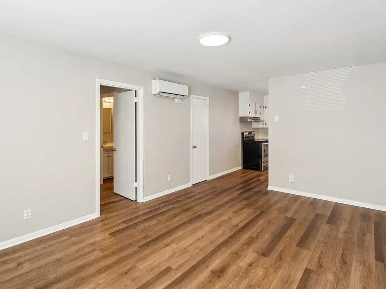 6228 Robertson Ave — Photo 1