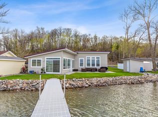 23746 S Melissa Dr, Detroit Lakes, MN 56501
