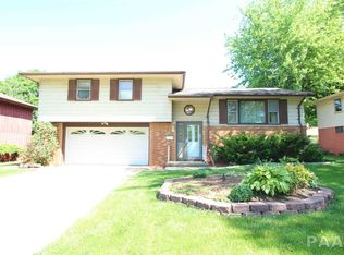 129 W Paradise Ct, Bartonville, IL 61607