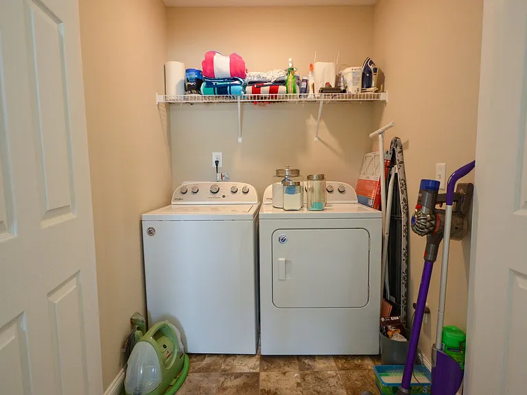 520 Everett Glades — Photo 14