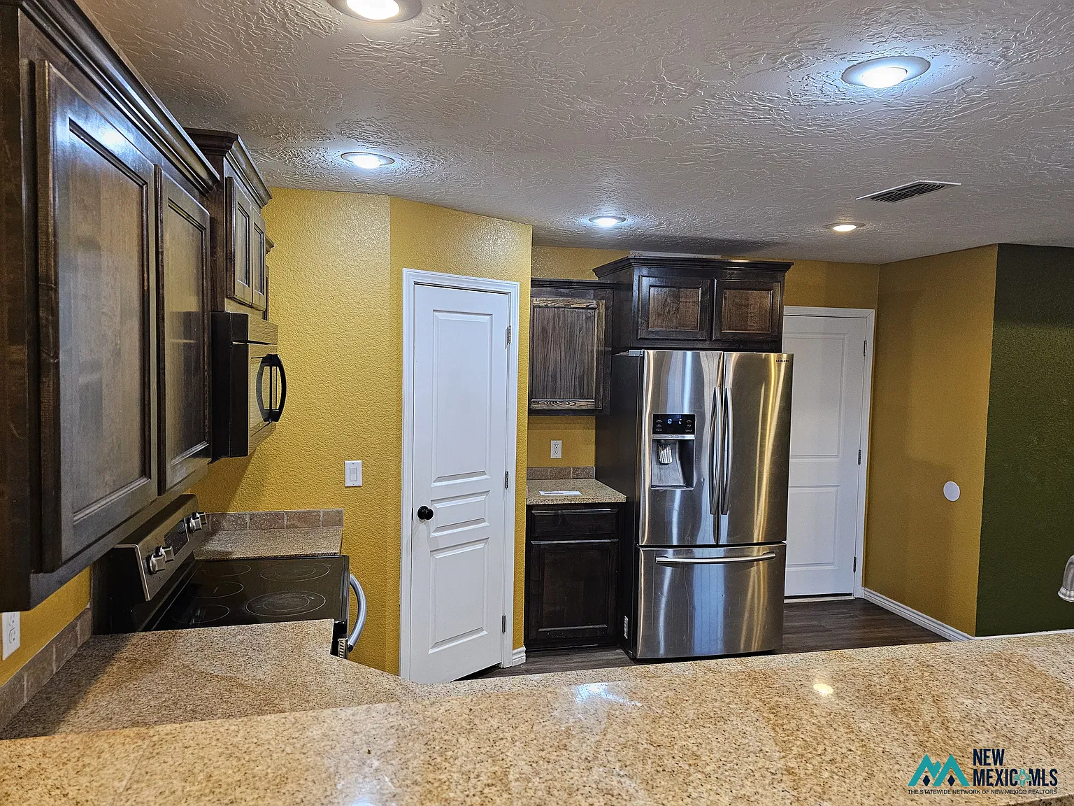 3 bed, 1457 sqft, $1,600 — Photo 4