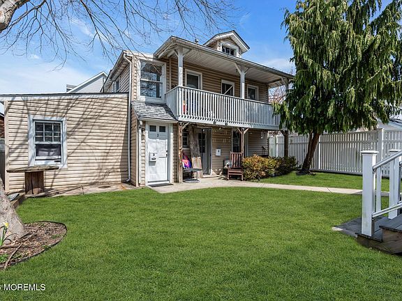 2nd image of 304 14th Avenue