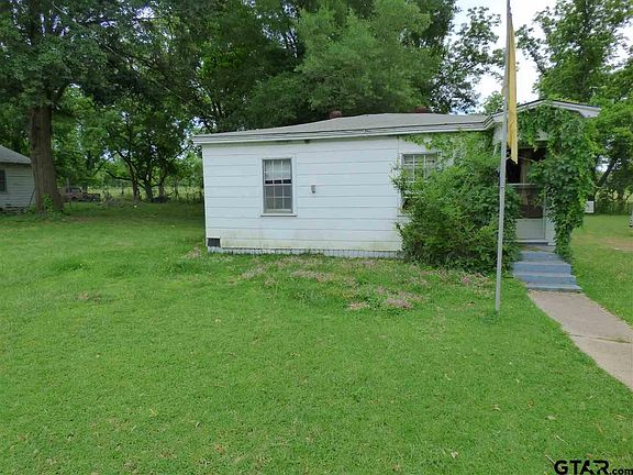 2nd image of 117 & 121 Nolte Dr