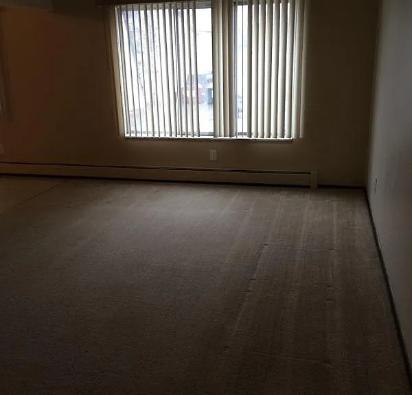 45844 Cass Ave #4-APR — Photo 3