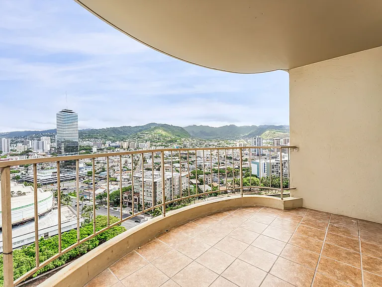 1717 Ala Wai Blvd #2402 — Photo 10