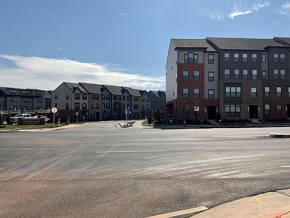 2nd image of 14025 Sunrise Valley Dr #14025