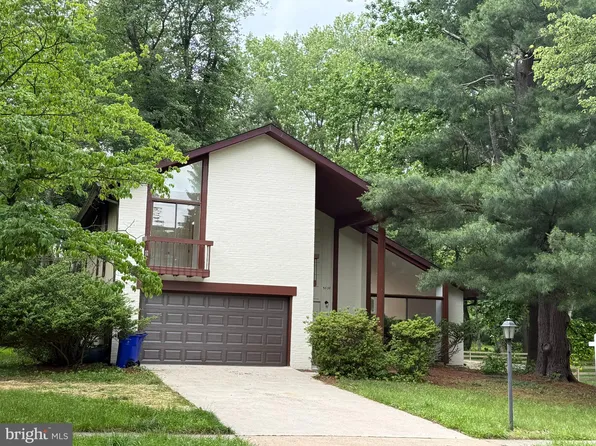 5338 Lightning View Rd, Columbia, MD 21045