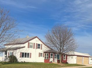 W4752 Moore Rd, Hilbert, WI 54129