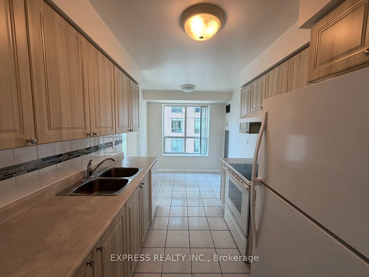 1 bed, $2,200 — Photo 2
