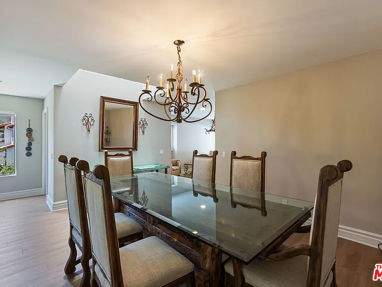 1541 Palisades Dr — Photo 18